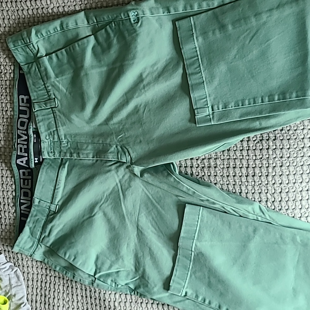 Under armour green pants